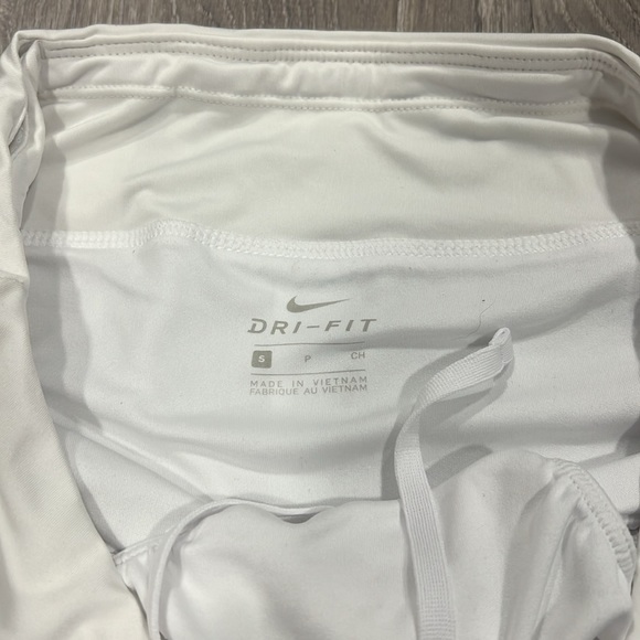 Nike dri-fit running short - Picture 2 of 3